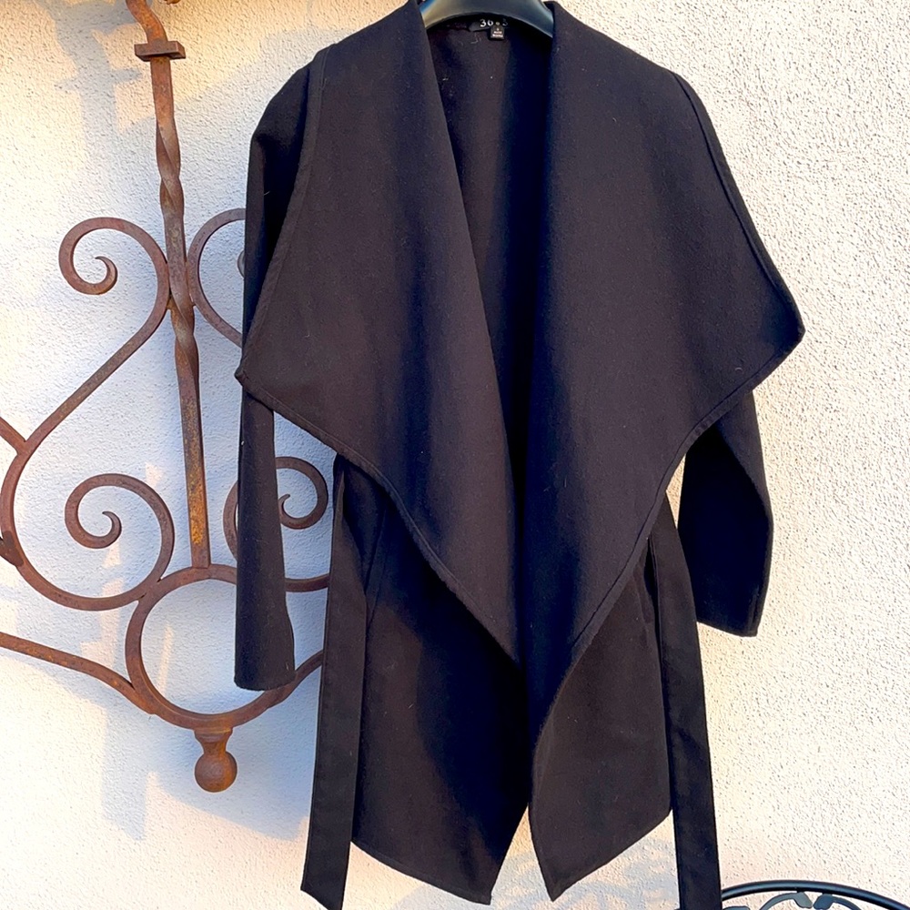 Cute black oversized coat - basic elegant jacket